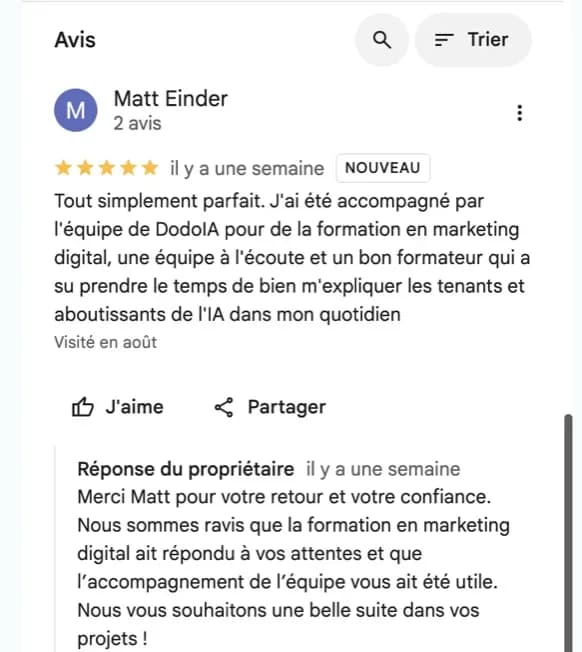 Un avis 5 étoiles laissé sur la fiche Google d’une entreprise, avec la réponse publique du propriétaire en dessous.
